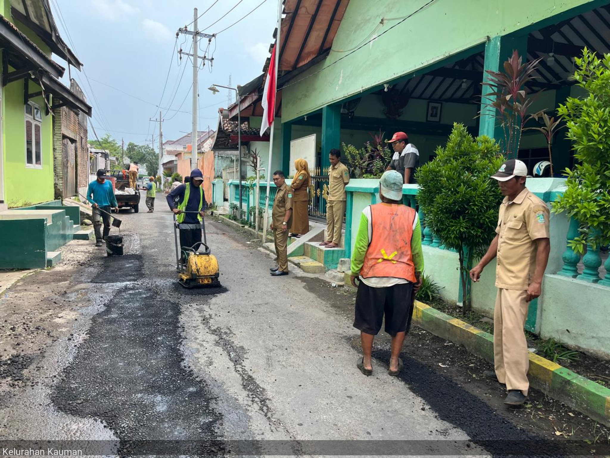 Perbaikan Jalan Belanak oleh Dinas SDA BMBK