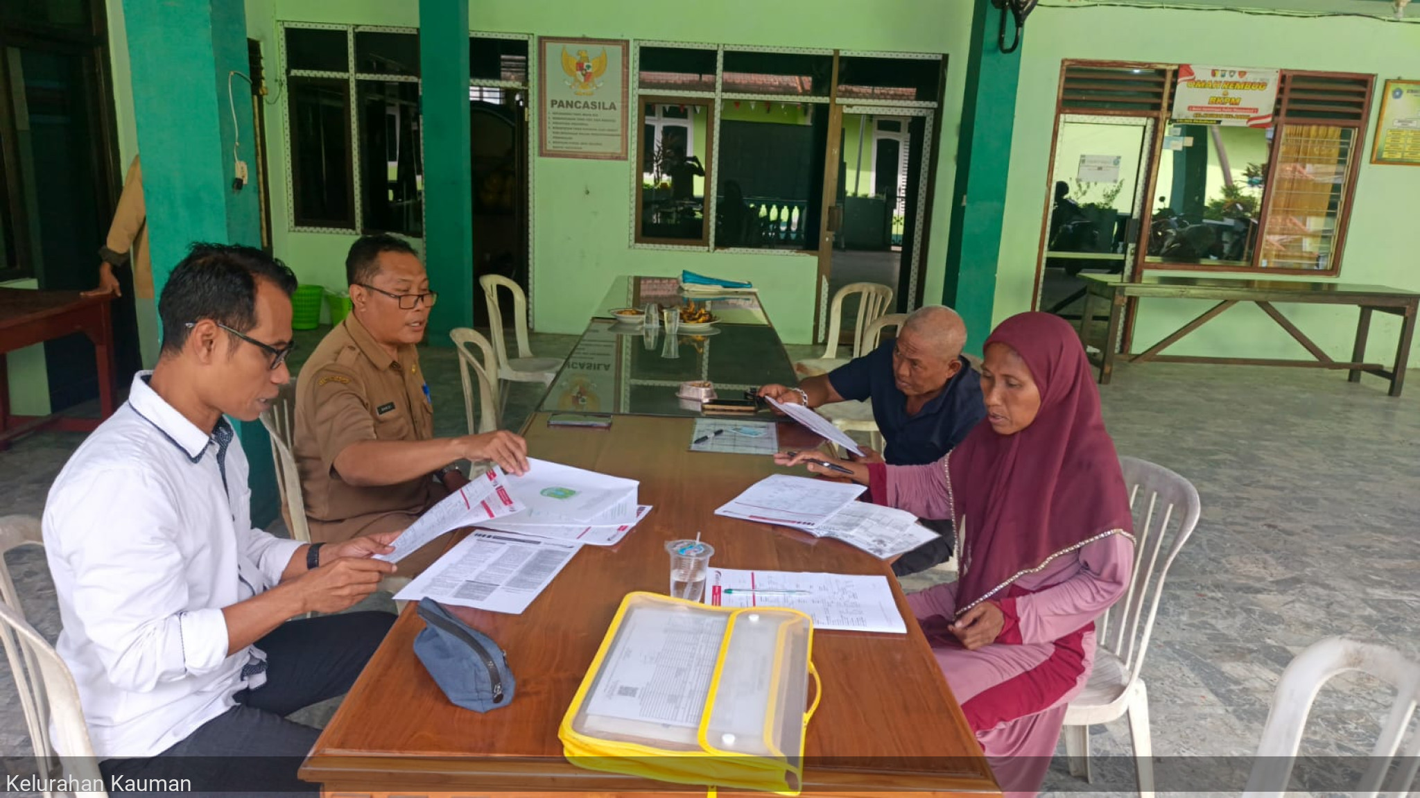 Penerima Bantuan Kemiskinan Ekstrem
